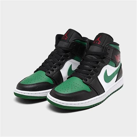A blast from the past with a look that still hasn't lost its luster, these Women's <b>Air</b> <b>Jordan</b> <b>1</b> Retro High OG Casual Shoes make a classic look even more classy. . Finish line air jordan 1